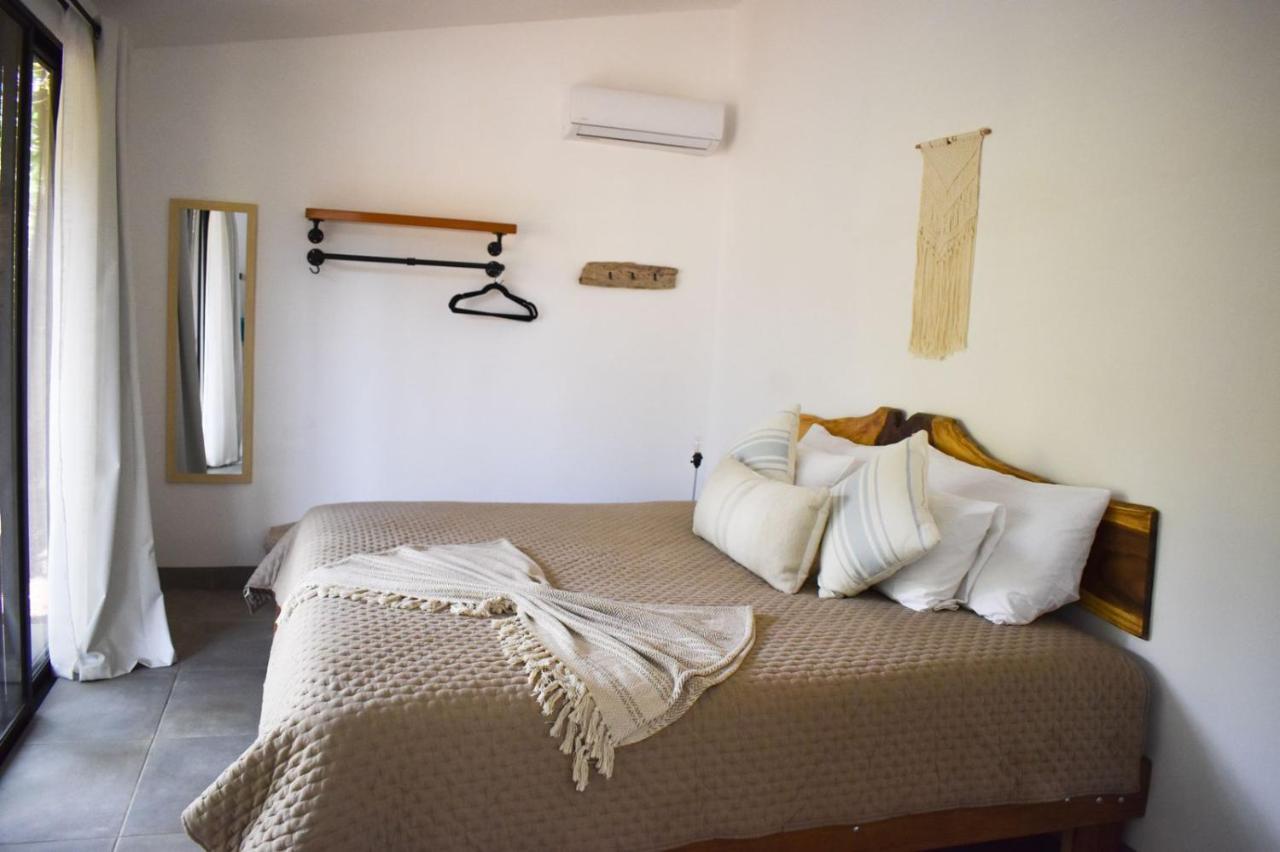 Blue Window Boutique Villas Hotel Playa Junquillal エクステリア 写真
